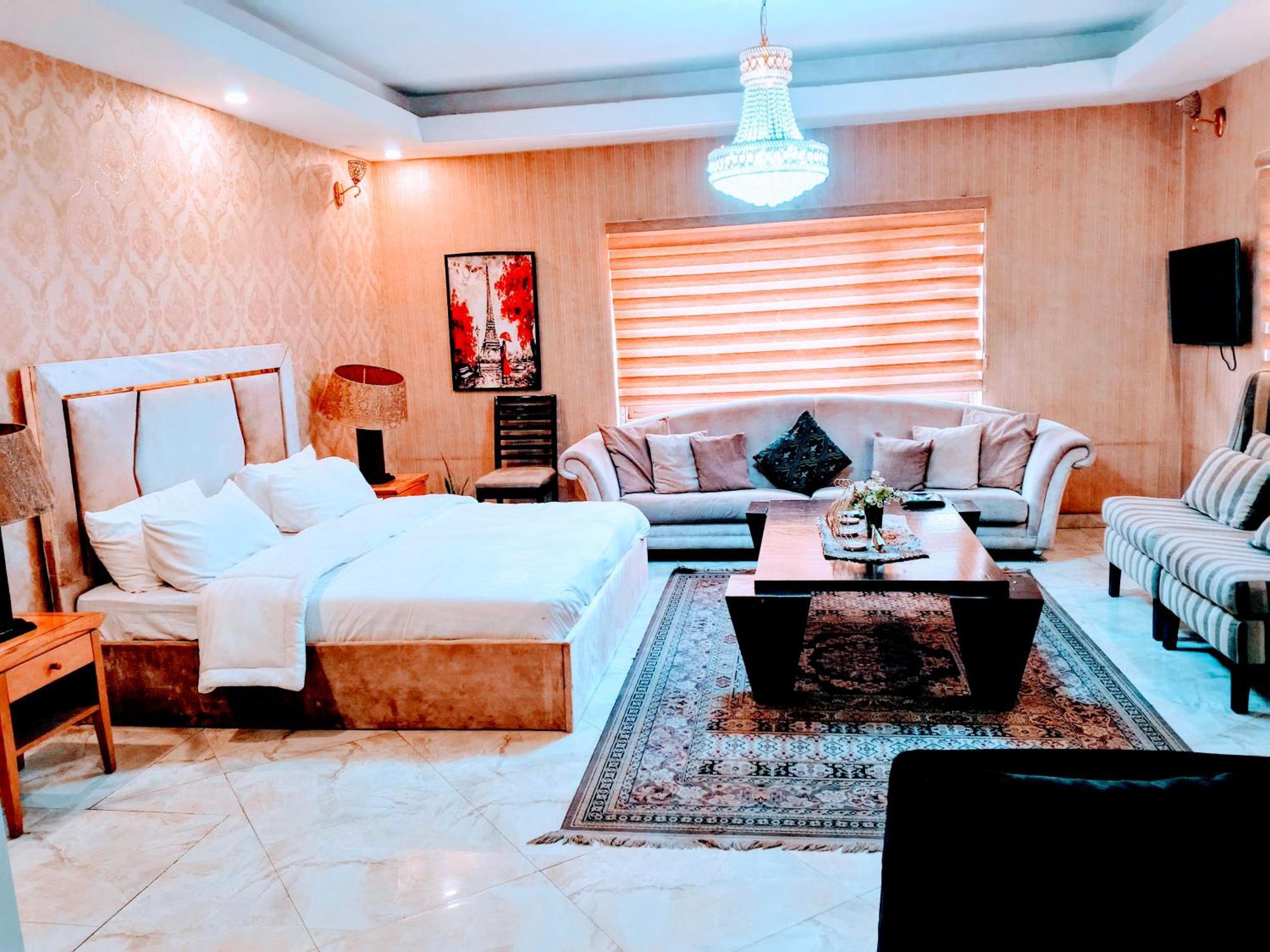 Nuit De Paris Hotell Abuja Eksteriør bilde