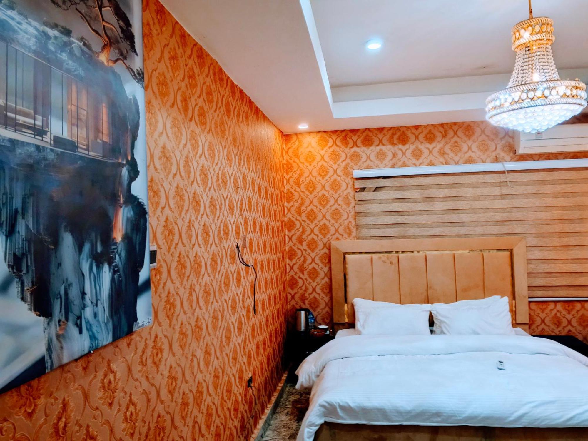 Nuit De Paris Hotell Abuja Eksteriør bilde